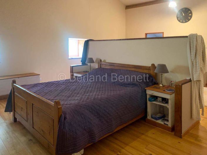 Image No.14-8 Bed House for sale