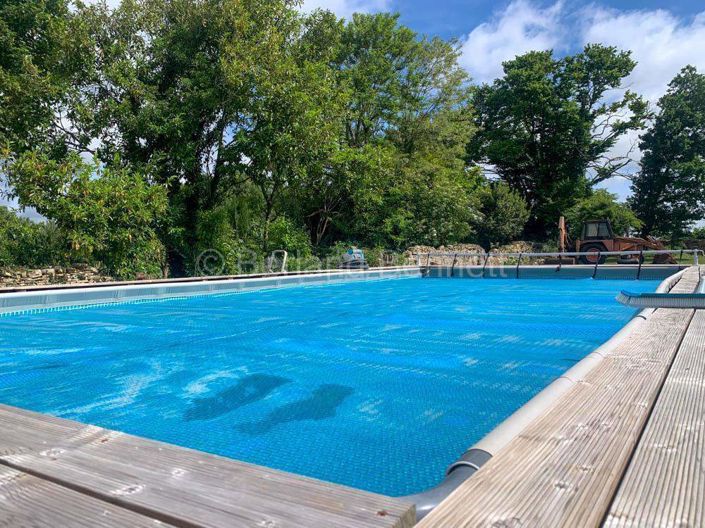 Image No.32-8 Bed House for sale