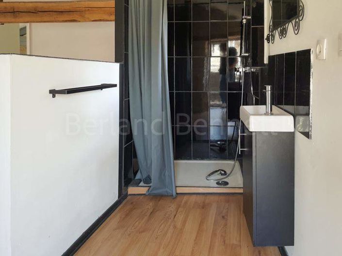 Image No.11-3 Bed House for sale