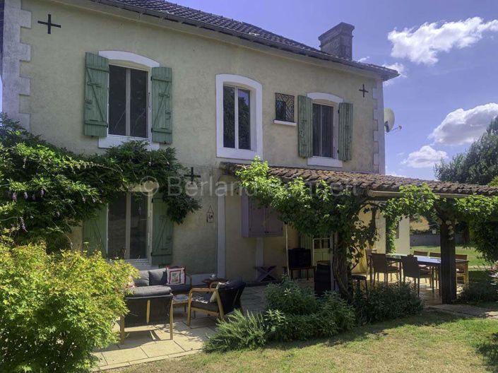 Image No.18-3 Bed House for sale