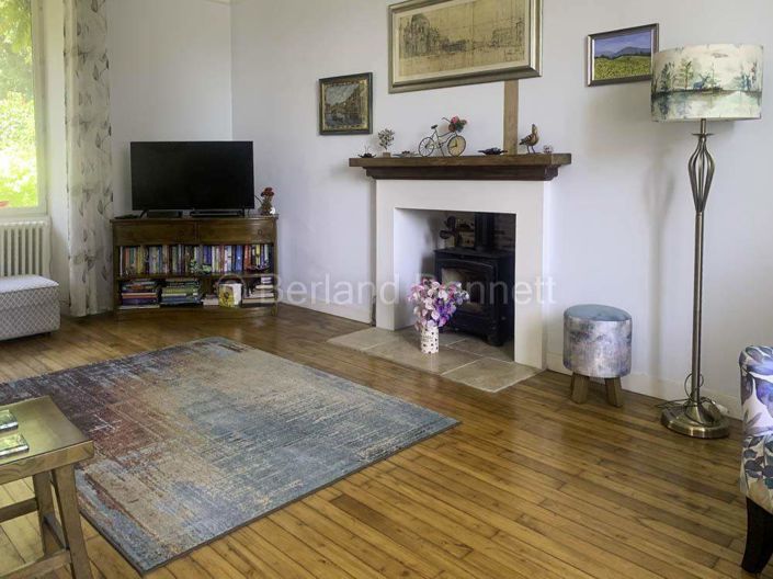 Image No.6-3 Bed House for sale