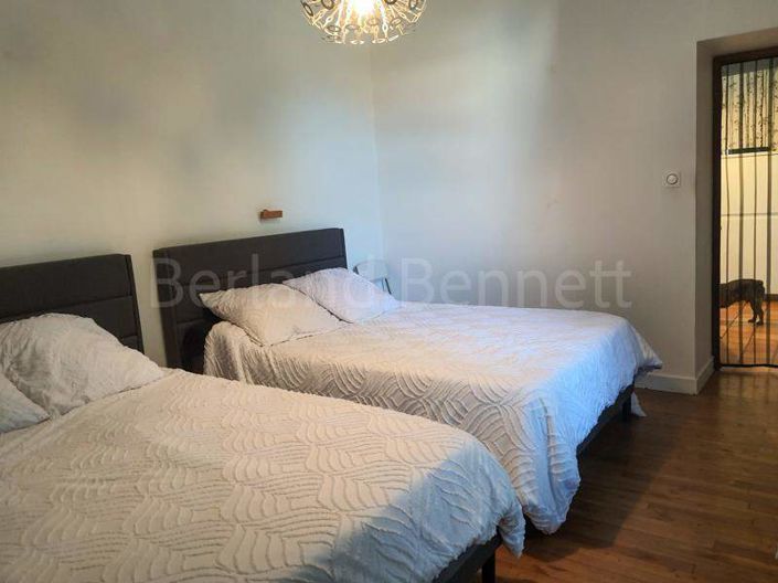 Image No.9-4 Bed House for sale