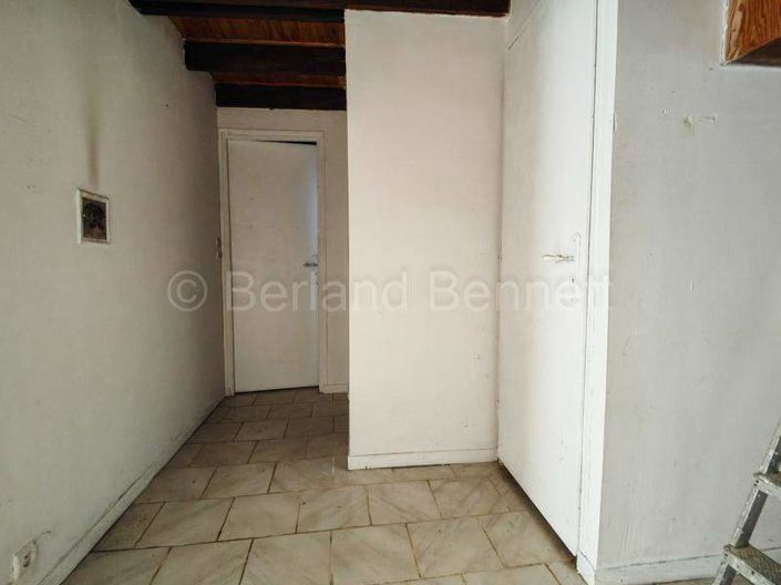 Image No.10-2 Bed House for sale