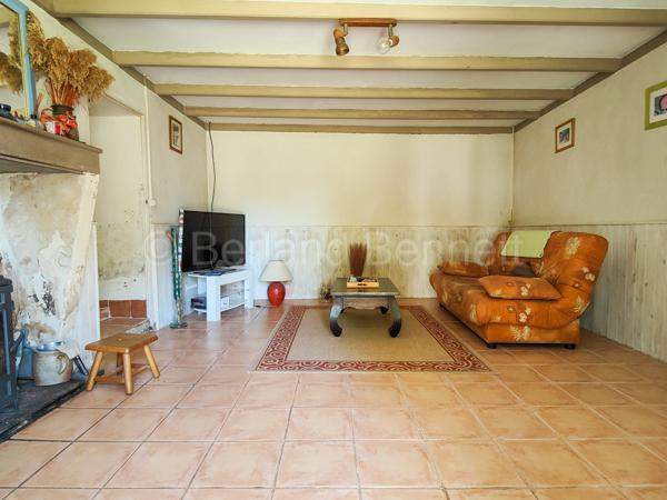 Image No.2-4 Bed House for sale