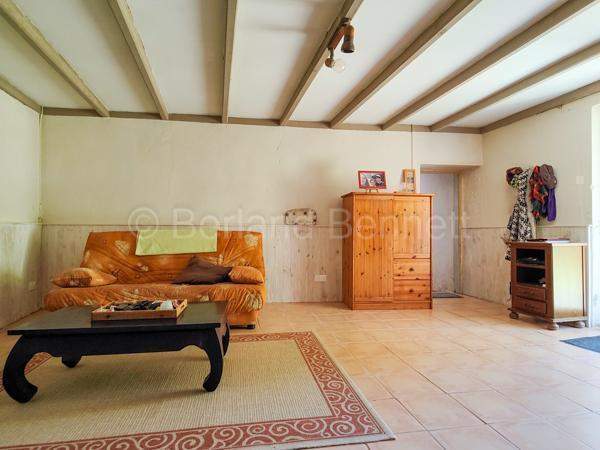 Image No.3-4 Bed House for sale