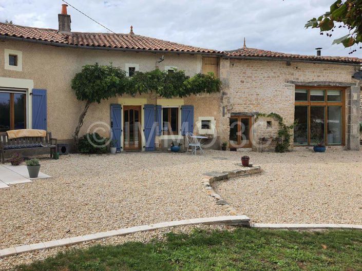 Image No.1-3 Bed House for sale