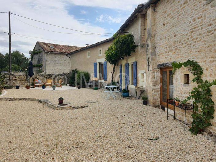 Image No.21-3 Bed House for sale