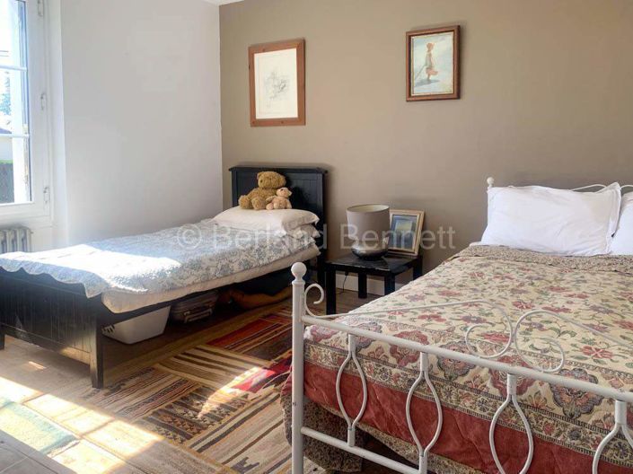 Image No.12-3 Bed House for sale