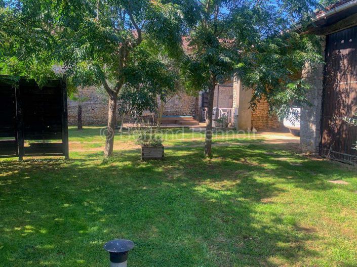 Image No.17-3 Bed House for sale