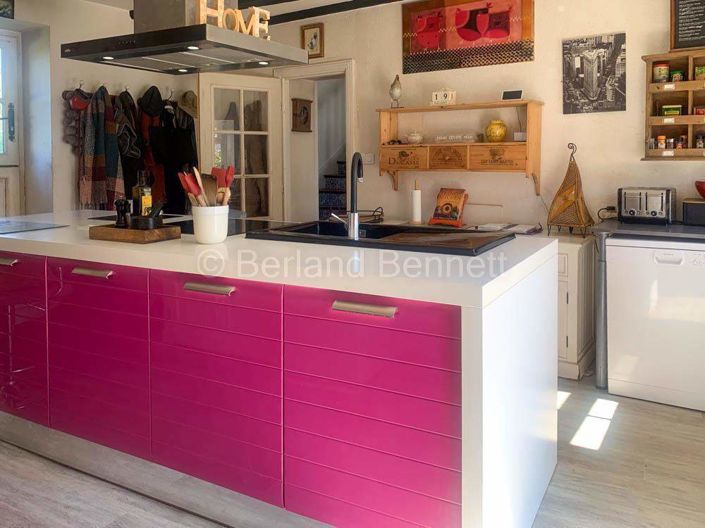 Image No.2-3 Bed House for sale