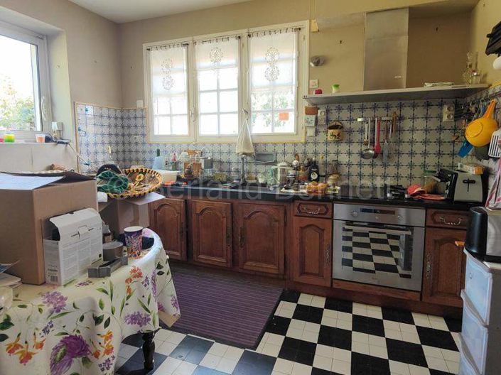 Image No.4-5 Bed House for sale