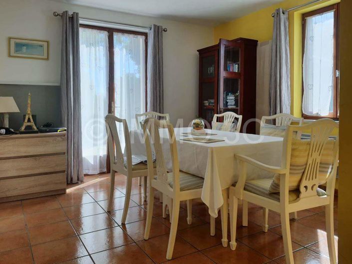 Image No.6-2 Bed House for sale