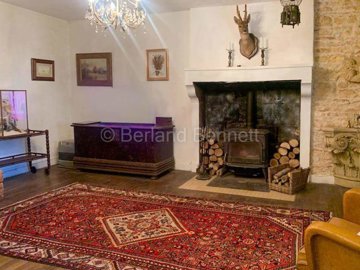 fd29bc8d-2803-bc34-b45b-e5e93e44a4d2