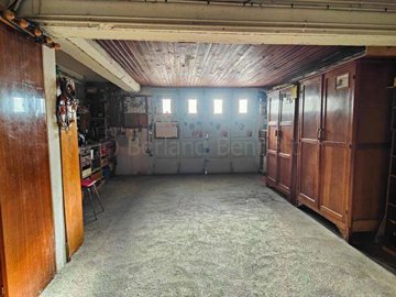 4b207dc8-a518-6951-9e32-755e32900625