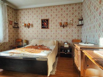 8822a5df-694a-60c6-d92b-8448cbad4d9c