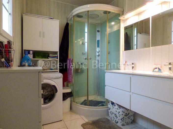 Image No.5-4 Bed House for sale