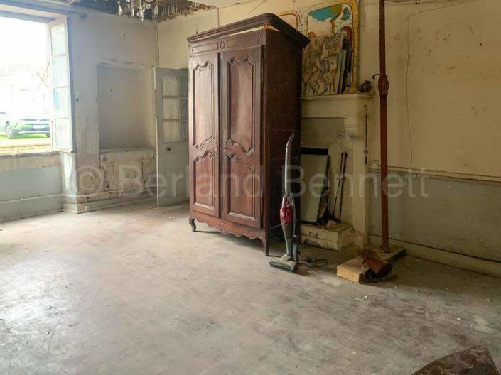 Image No.3-3 Bed House for sale