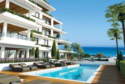 1 - Makenzie Beach, Apartment