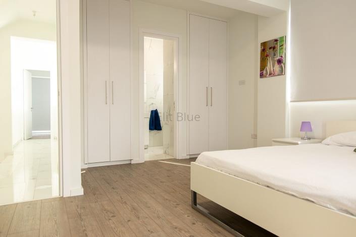 Image No.20-3 Bed Villa / Detached for sale