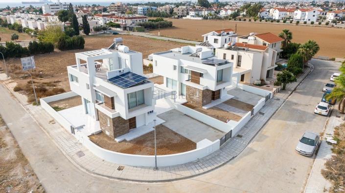 Image No.25-3 Bed Villa / Detached for sale