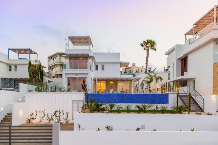 Image No.4-3 Bed Villa / Detached for sale