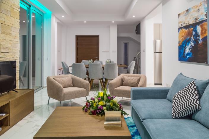 Image No.17-3 Bed Villa / Detached for sale