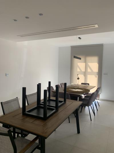 Image No.8-5 Bed Villa / Detached for sale