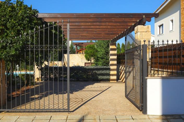 Image No.5-4 Bed Villa / Detached for sale