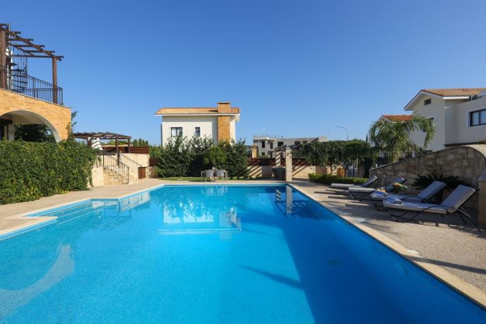 Image No.6-4 Bed Villa / Detached for sale