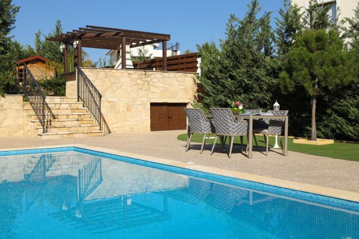 Image No.14-4 Bed Villa / Detached for sale