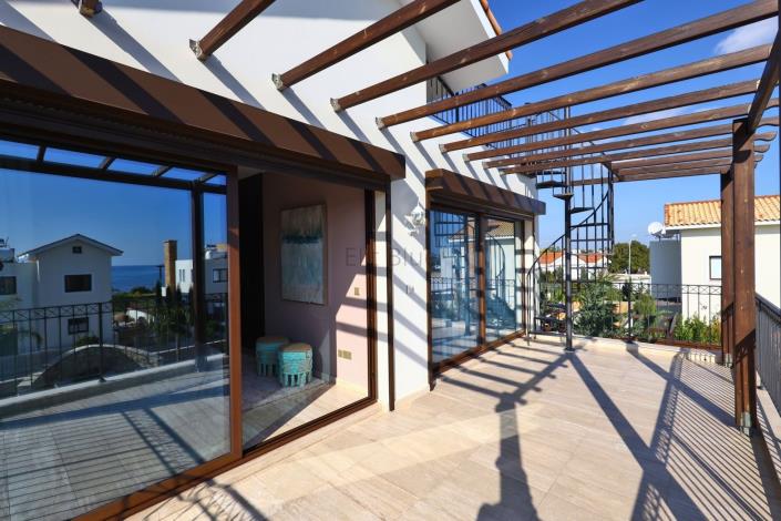 Image No.23-4 Bed Villa / Detached for sale