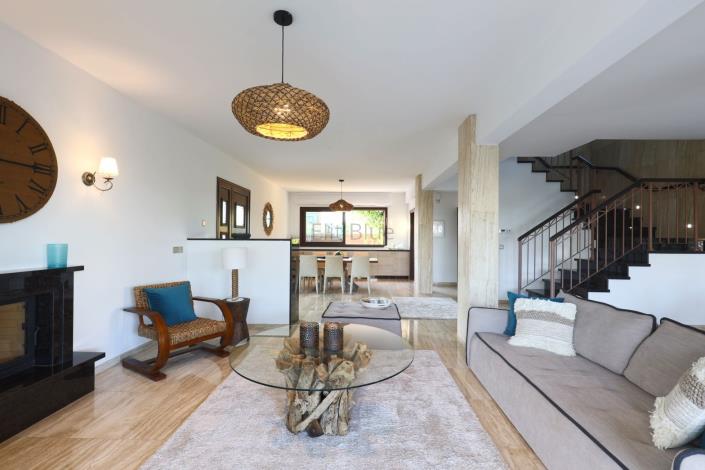 Image No.25-4 Bed Villa / Detached for sale