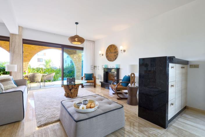 Image No.29-4 Bed Villa / Detached for sale