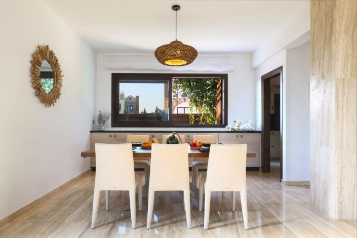 Image No.33-4 Bed Villa / Detached for sale