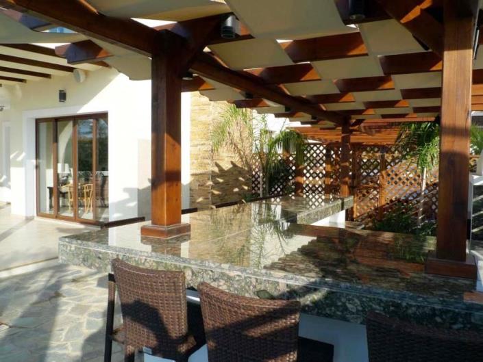 Image No.13-4 Bed Villa / Detached for sale