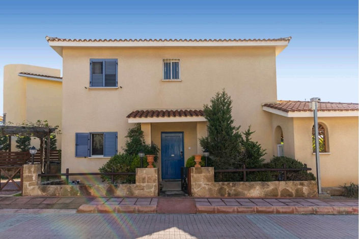 Image No.1-3 Bed House for sale
