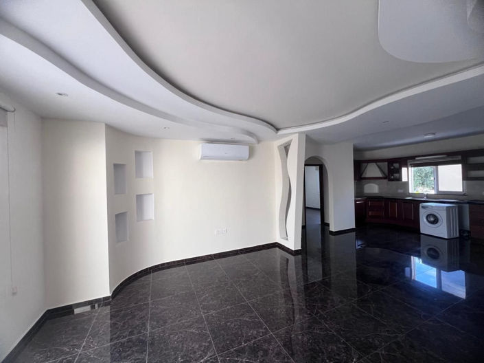 Image No.1-3 Bed Apartment for sale