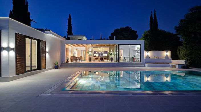 Image No.1-4 Bed House for sale