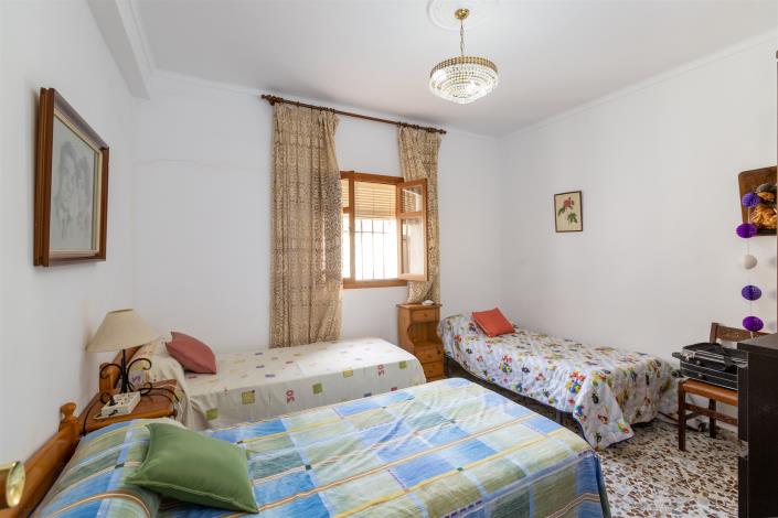 Image No.8-3 Bed Villa / Detached for sale