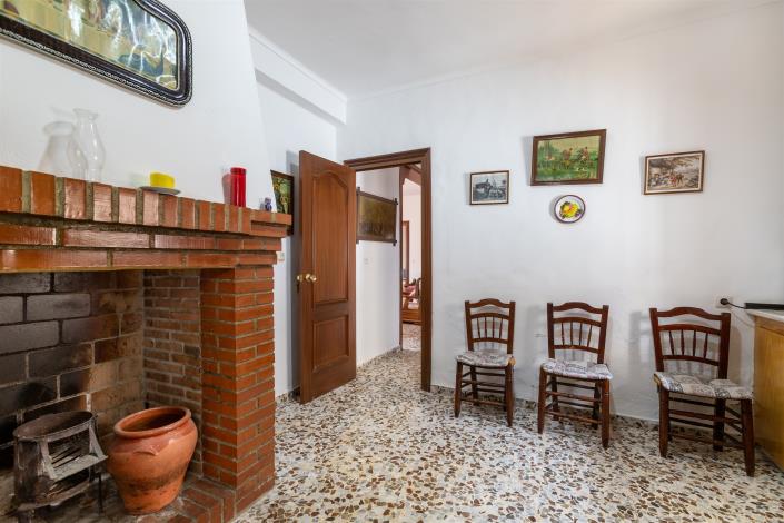 Image No.11-3 Bed Villa / Detached for sale