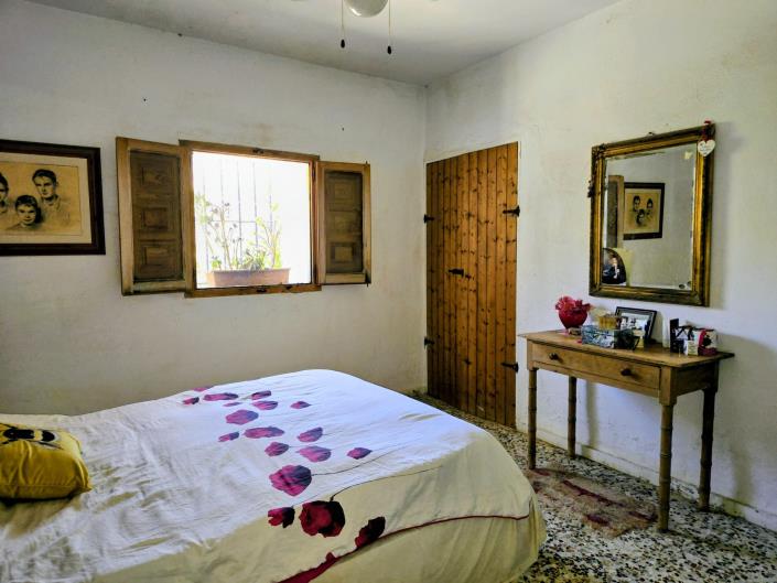 Image No.6-3 Bed Country House for sale