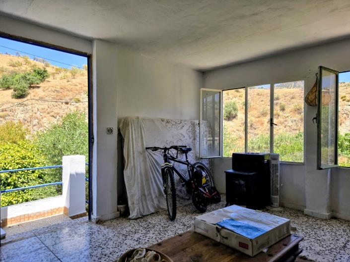 Image No.8-3 Bed Country House for sale