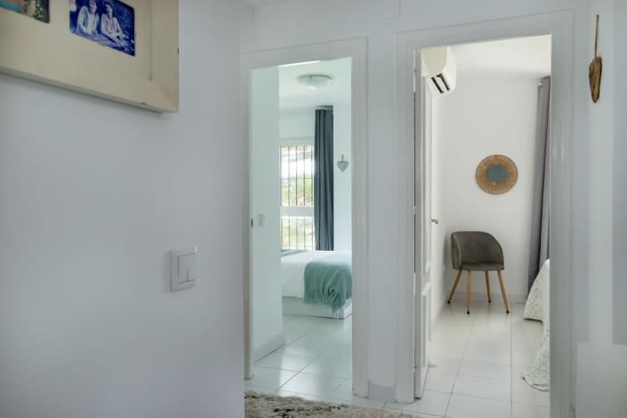 Image No.16-4 Bed Townhouse for sale