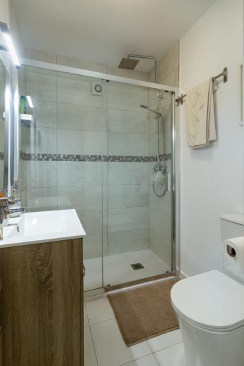 Image No.18-4 Bed Townhouse for sale