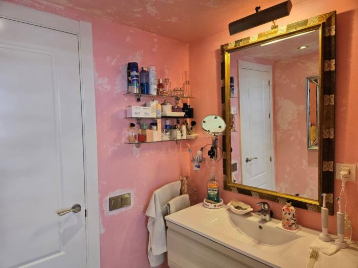 Image No.9-1 Bed Apartment for sale