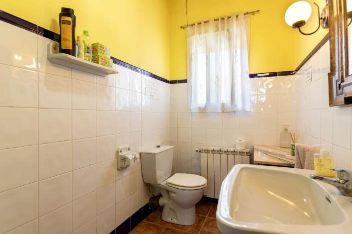 Image No.14-3 Bed Country House for sale