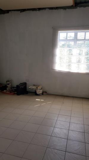 Image No.19-6 Bed House for sale