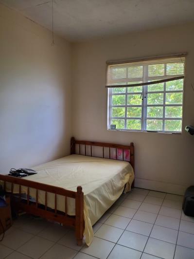 Image No.12-6 Bed House for sale