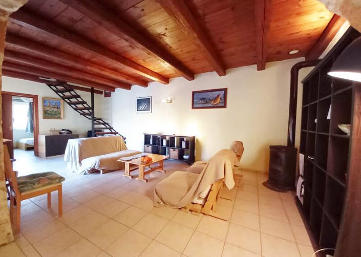 Image No.11-3 Bed House for sale