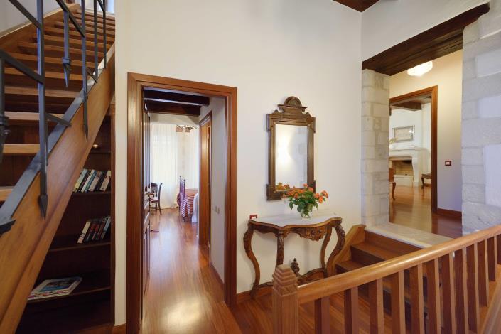 Image No.11-3 Bed House for sale